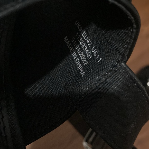 ASOS Design Wide Fit Thistle Chunky Buckle Platform Sandals Black Size US 11 NWT - Picture 7 of 7